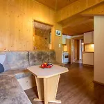 Steiner Apartment